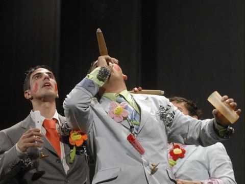 Los que pasan por la cara